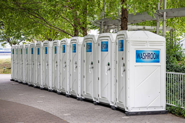 Best Porta potty delivery and setup  in Bellwood, VA